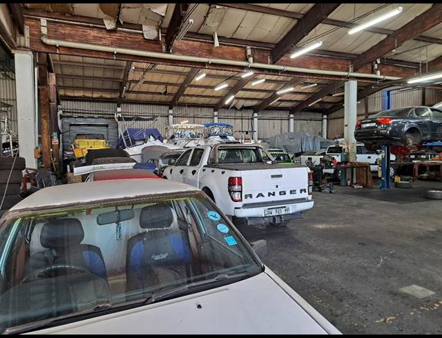 INDUSTRIAL FOR SALE IN ALTON